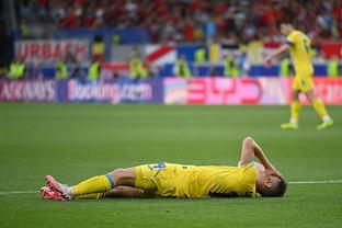 记者：马奎尔“伤缺三周”，说明仍有希望赶上足总杯决赛